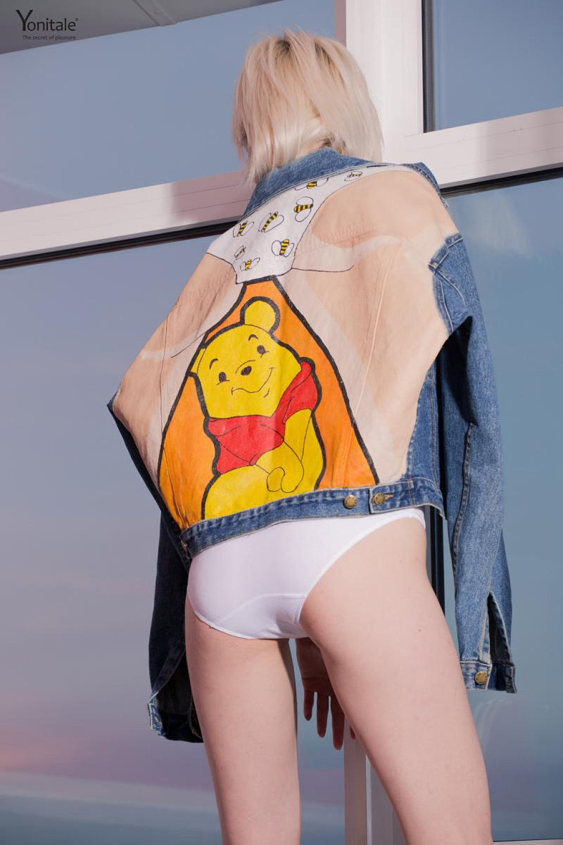 Влада, 22 года, 10 размер груди