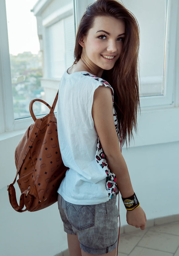 Маня, 18 лет, 2 размер груди